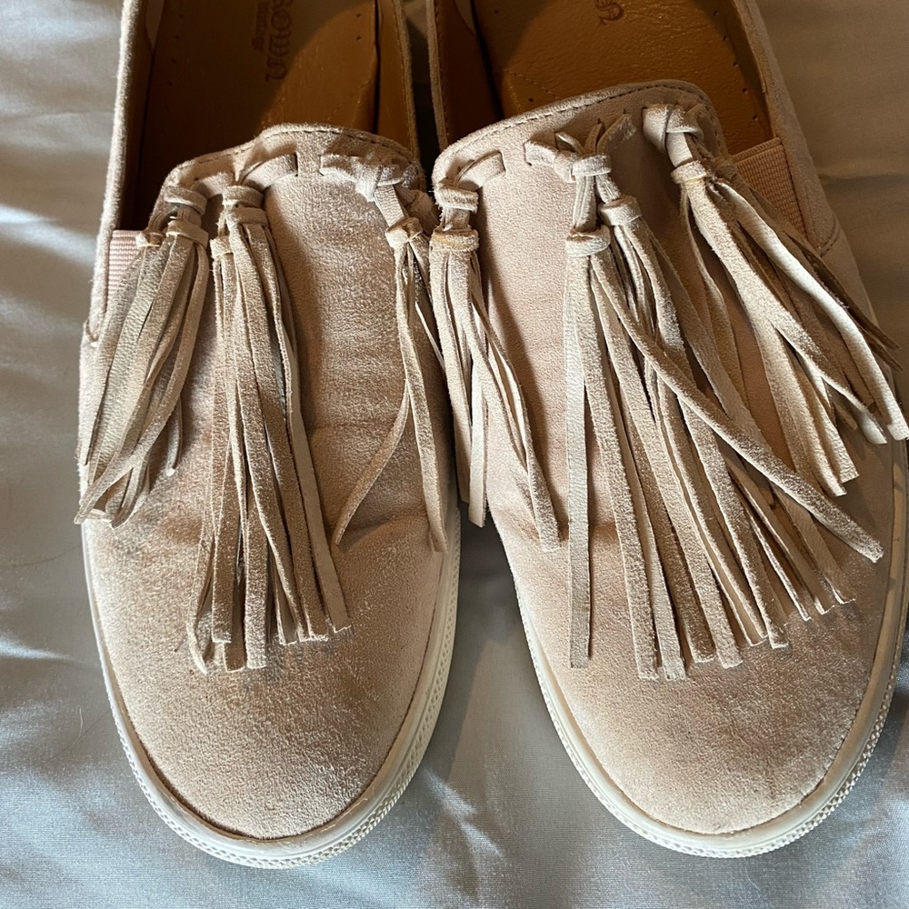 Tan Crown Vintage slip-on